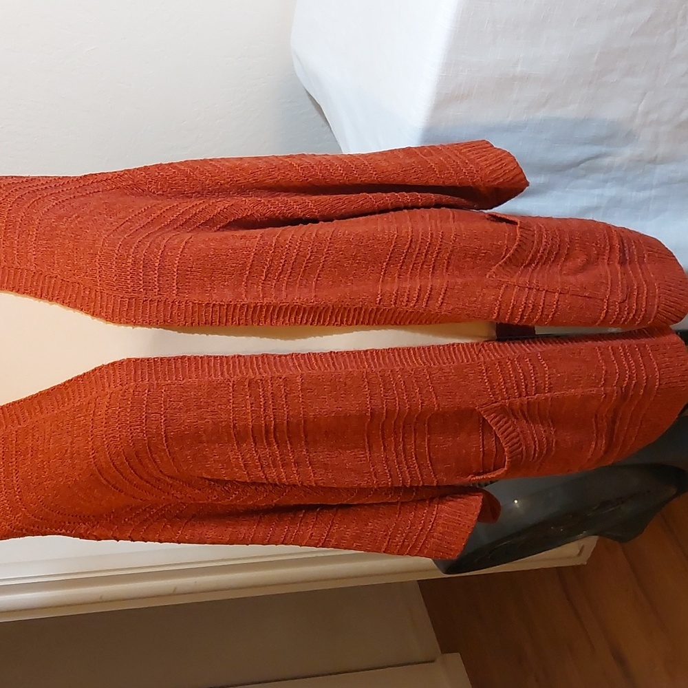 OLD NAVY long sleeve cardigan. Size M. NWOT.